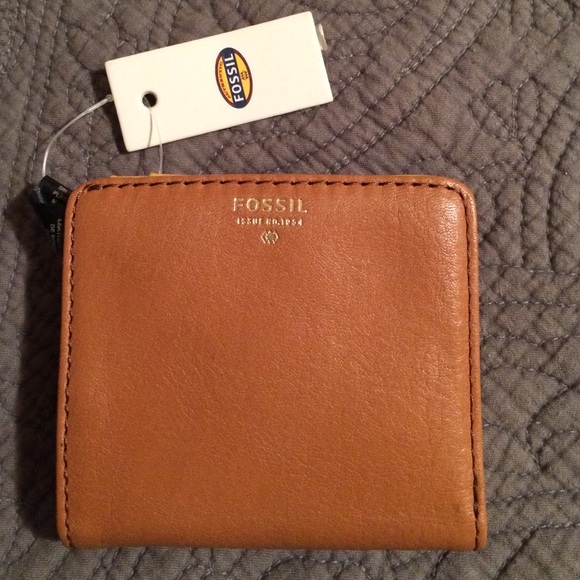 Small Fossil Wallet