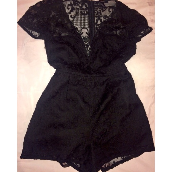 Forever 21 Dresses & Skirts - Romper