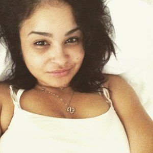 Meet your Posher, Candyce