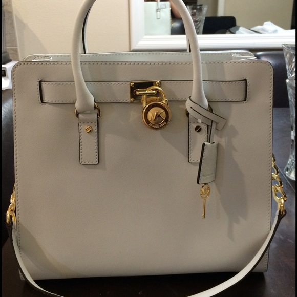 MICHAEL Michael Kors Handbags - NWT Michael Kors Lg Hamilton Leather Tote