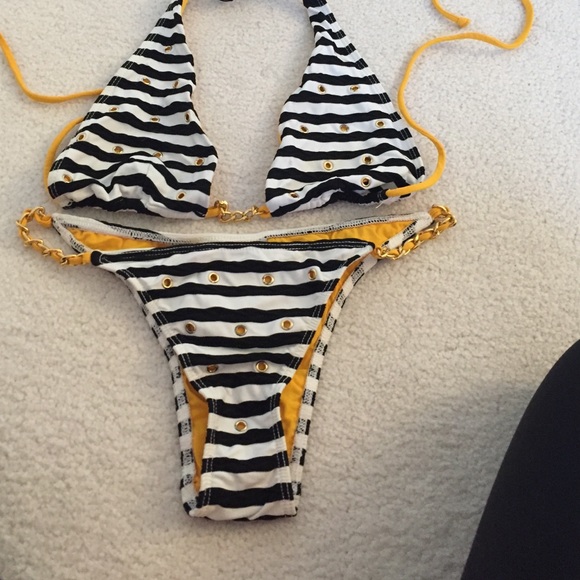 Salvage California bikini brand