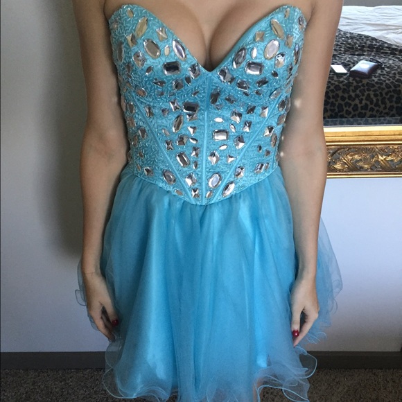Aqua/baby blue dress - Picture 4 of 4