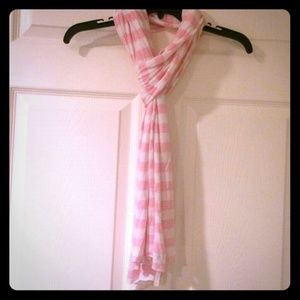 VS scarf