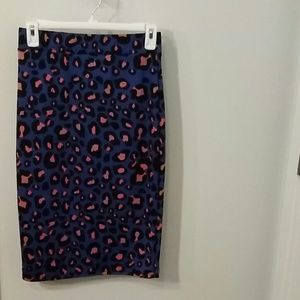 Leopard print bodycon skirt