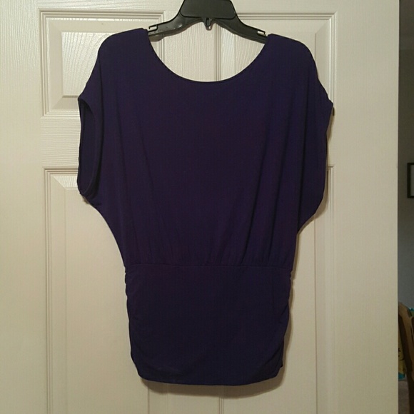Purple Top with black lace Back - Picture 1 of 2