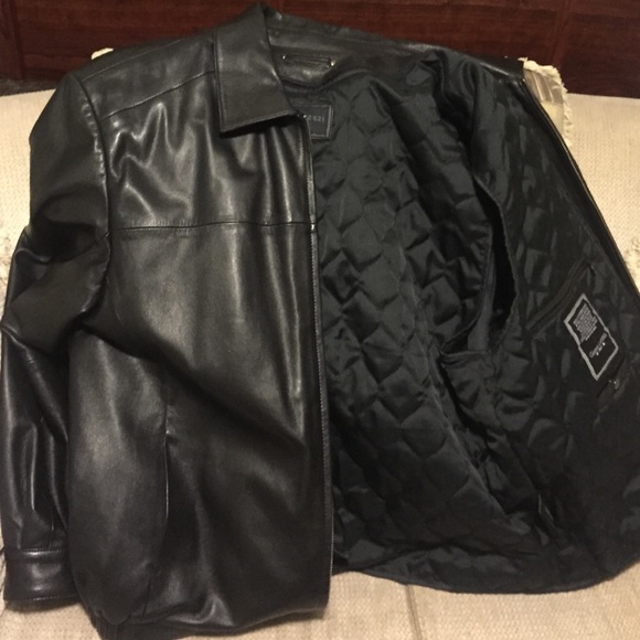 Gianna Lorenzo ITALY - Picture 4 of 4