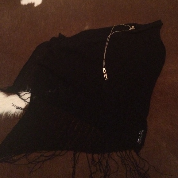 Black Chicos loose knit poncho