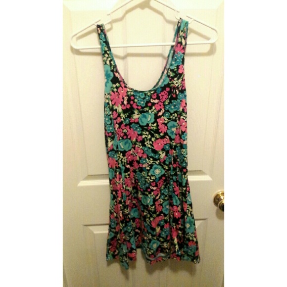 Short floral dress