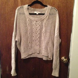 SALE 🌸🌸🌸 Crop sweater