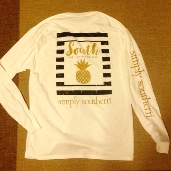 Simply Southern Shirt NWT