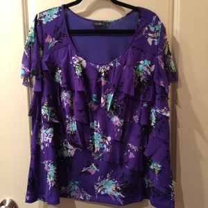 PRICE DROP 💖🙀 Floral Blouse