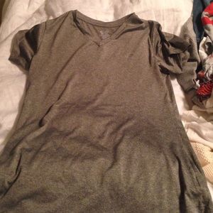 gray Athletic shirt