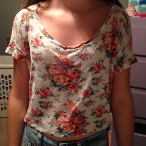 floral print top