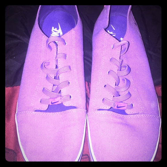 Nike, purple no-tie shoes