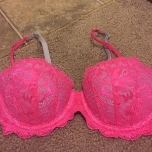 Pink date bra