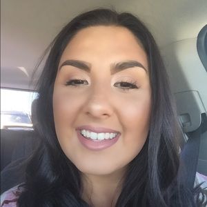 Meet your Posher, Natasha