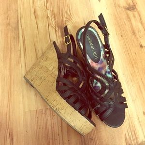 Madden girl black strappy wedges💕