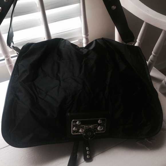 Henry Bendel purse