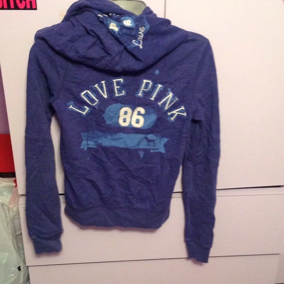 Sweatshirt - Picture 2 of 2