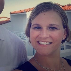 Meet your Posher, Christy