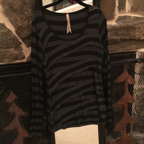 Long sleeve bandage t-shirt