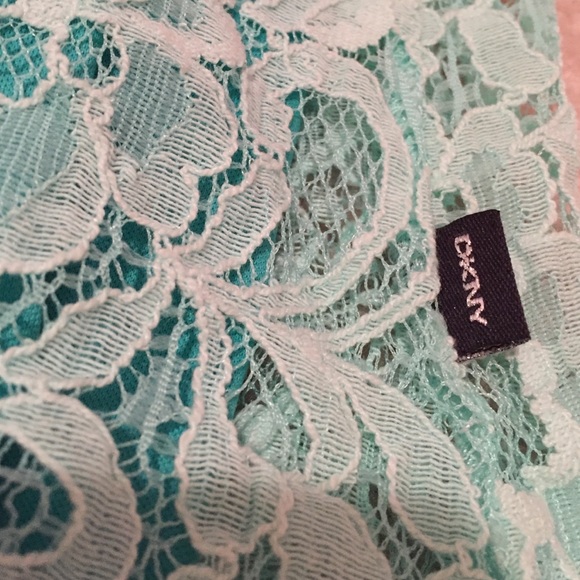 Aqua teal lace Skirt size L (8-10y girl) - Picture 2 of 3