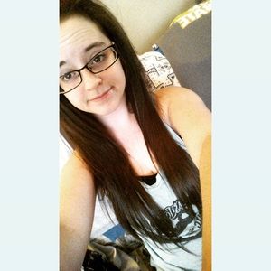 Meet your Posher, Hannah