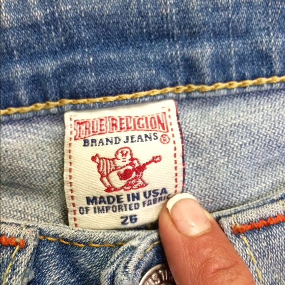 A pair of True Religion ladies jeans. - Picture 3 of 4