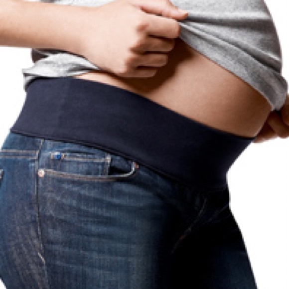 Gap Maternity 1969 straight leg jeans Size 6 / 28R