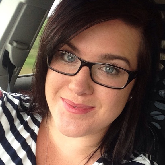 Meet your Posher, Kelcey