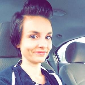 Meet your Posher, Casey