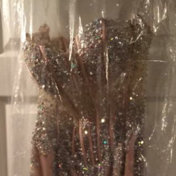 Prom Dress - Picture 2 of 3