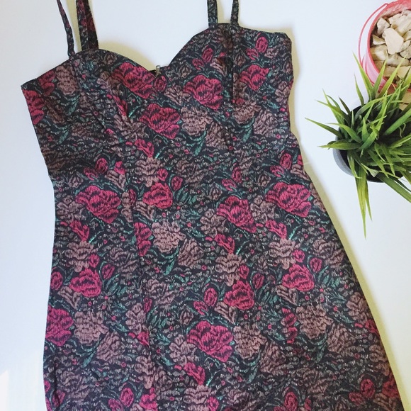 Bodycon Canvas Dress - Picture 2 of 4