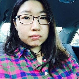 Meet your Posher, Laura