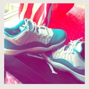 Aqua 11 Lows ‼️‼️💦💦 DEADSTOCK