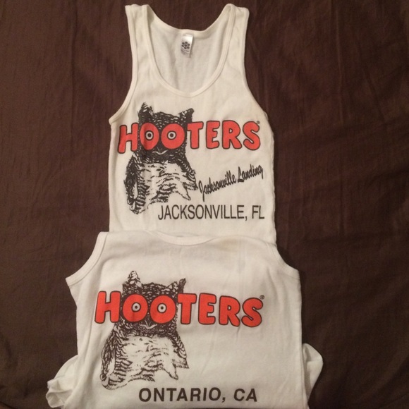 Hooters tanks !