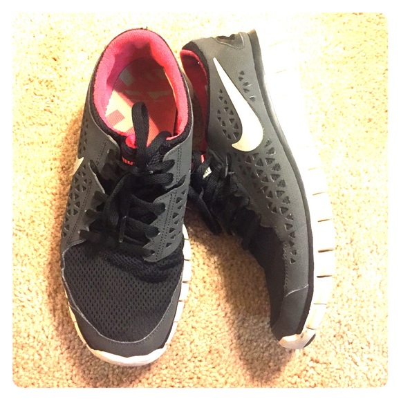 Nike free runs