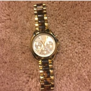 Brand new gold watch