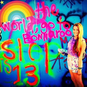 Meet your Posher, Danielle