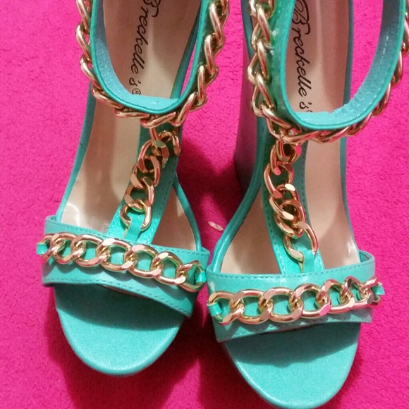 green ment heels