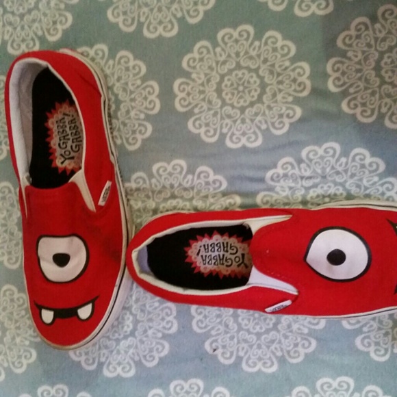 red vans shoes