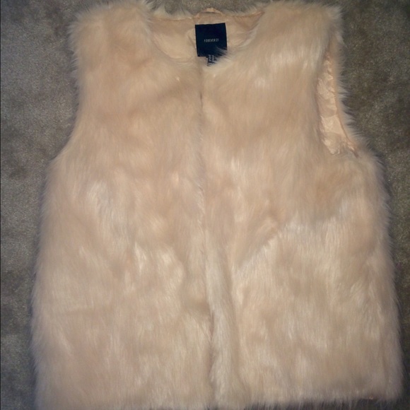 Faux fur vest light pink