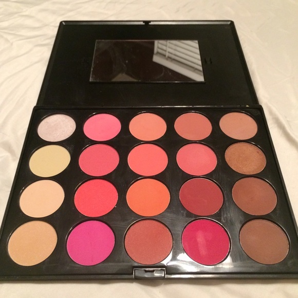 Blush/Highlight/Contour Palette