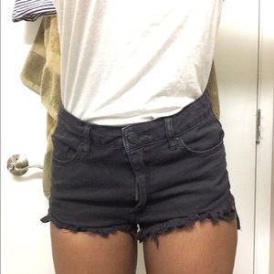 BDG Hi-Low Black shorts