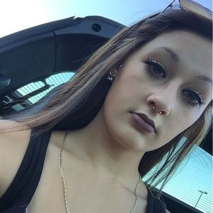 Meet your Posher, Maddie