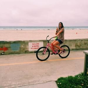 Meet your Posher, Jennie