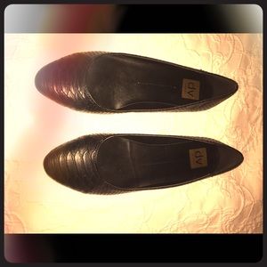 Dolce Vita Flats like new ❤️