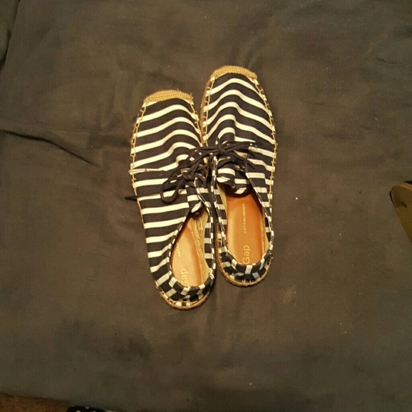 Gap shoes