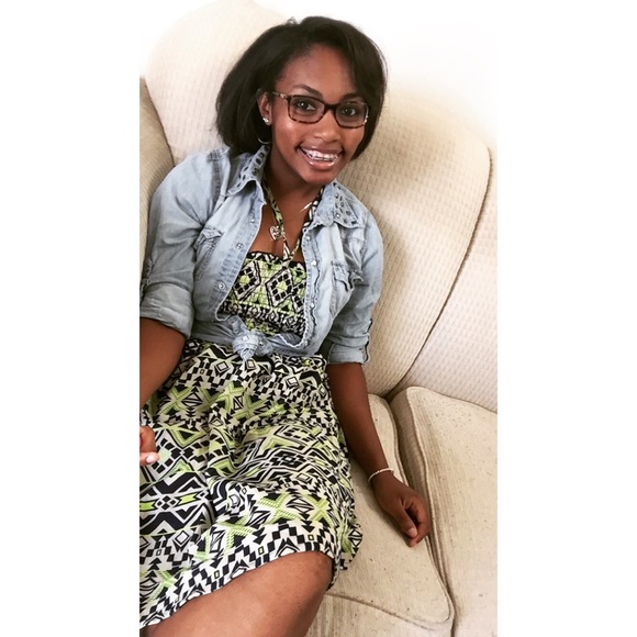 Meet your Posher, Shayla - Picture 1 of 1