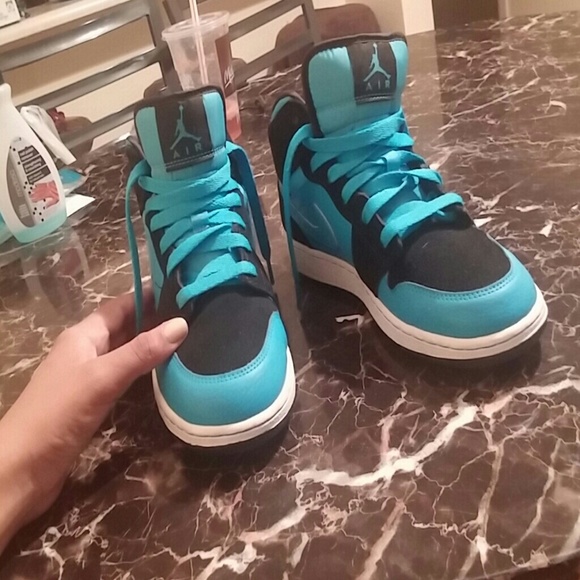 girls nike shoes air jordan